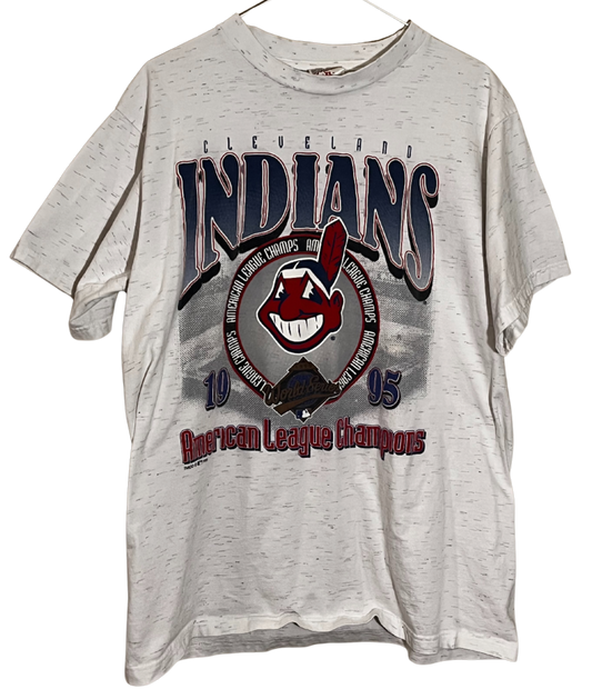 Vintage Cleveland Indians / Guardians T-Shirt XL